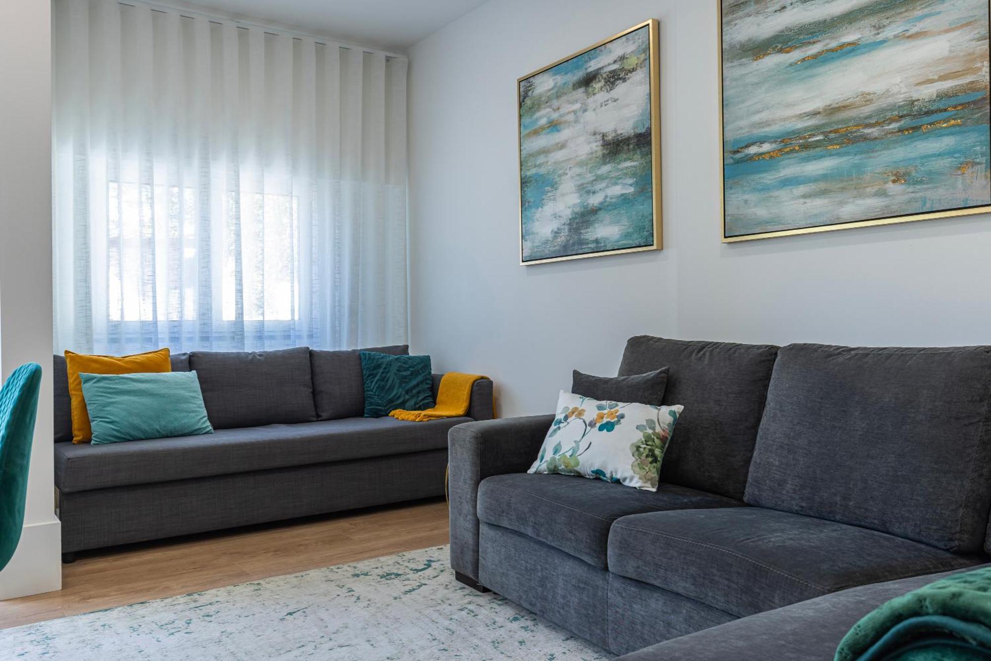 Moderno Com Terraco Lisbon