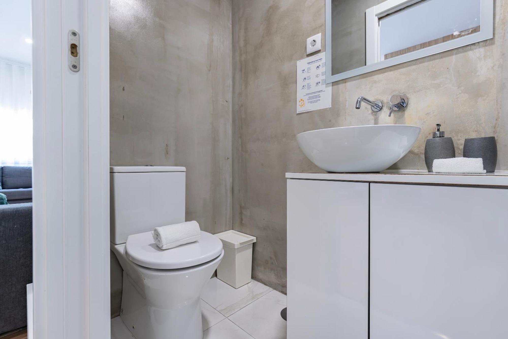 Moderno Com Terraco * Lisbon