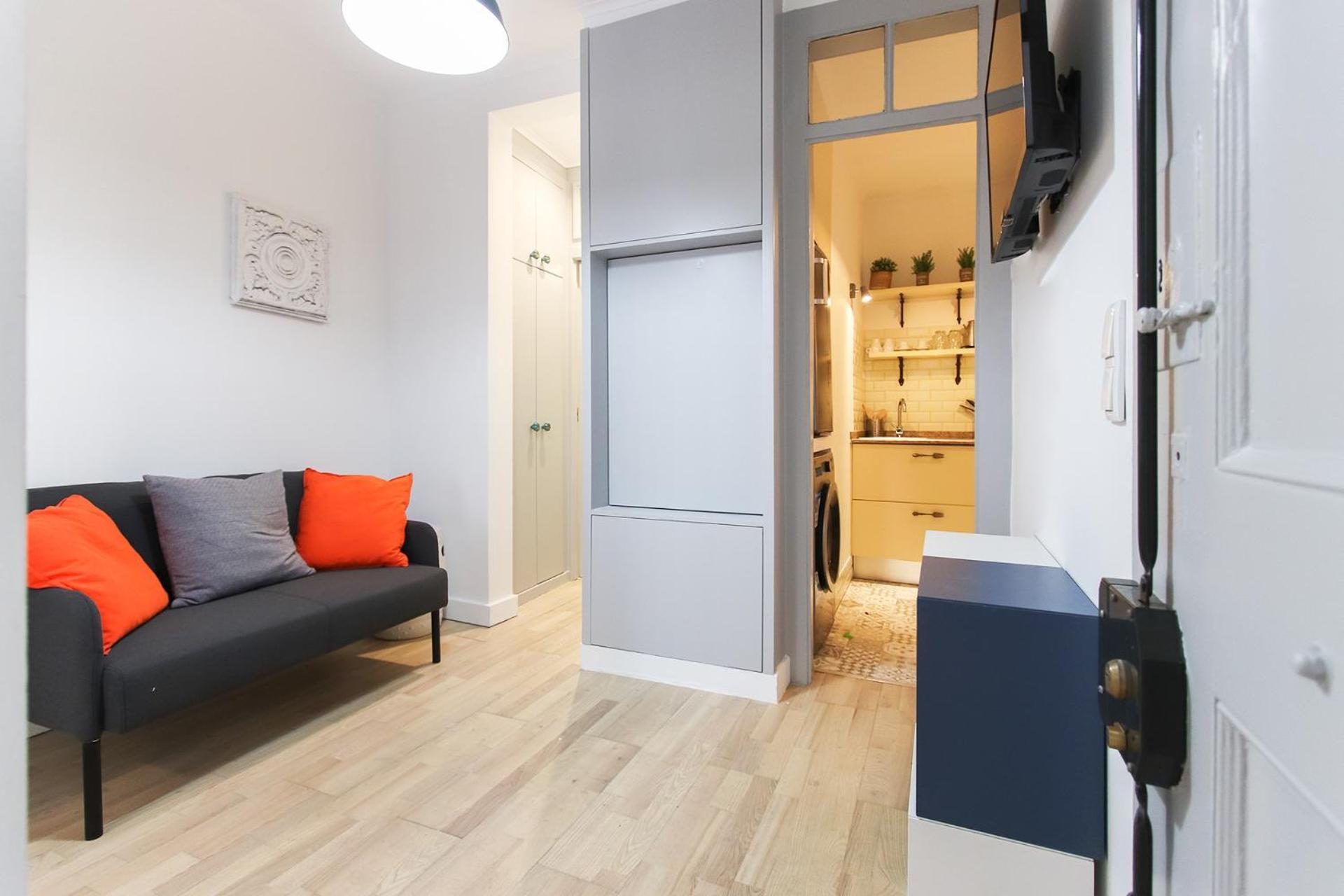 Cosy Avenida By Homing Apartment *