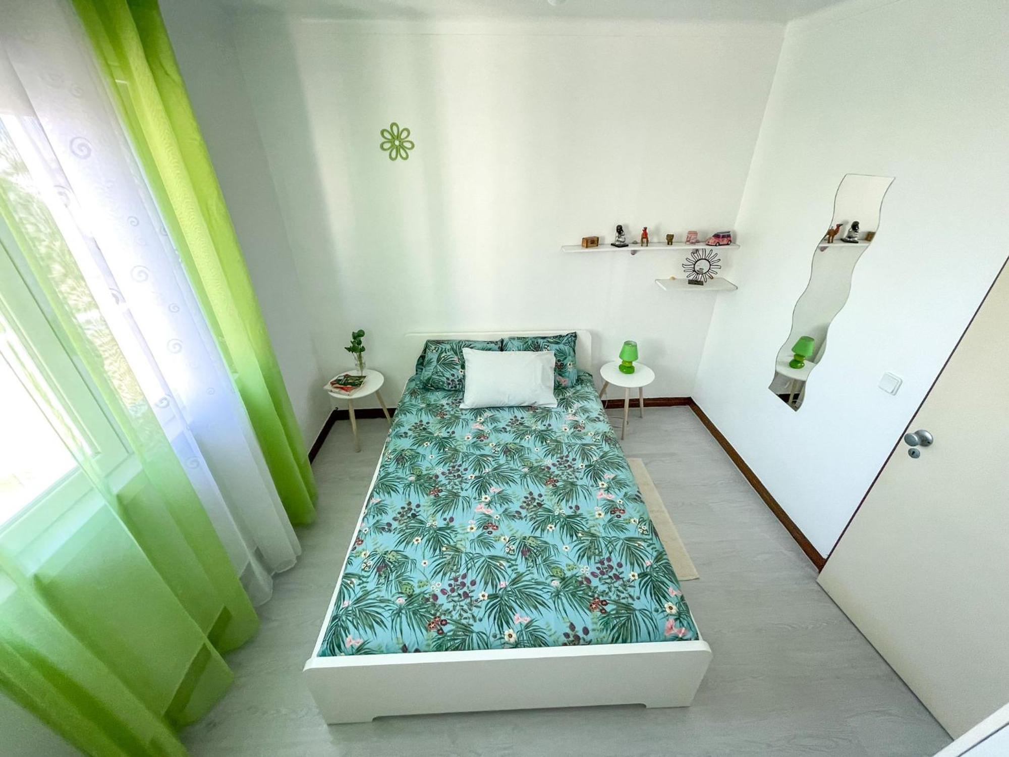 Homestay At Your Doorstep - Bedrooms Lisbon