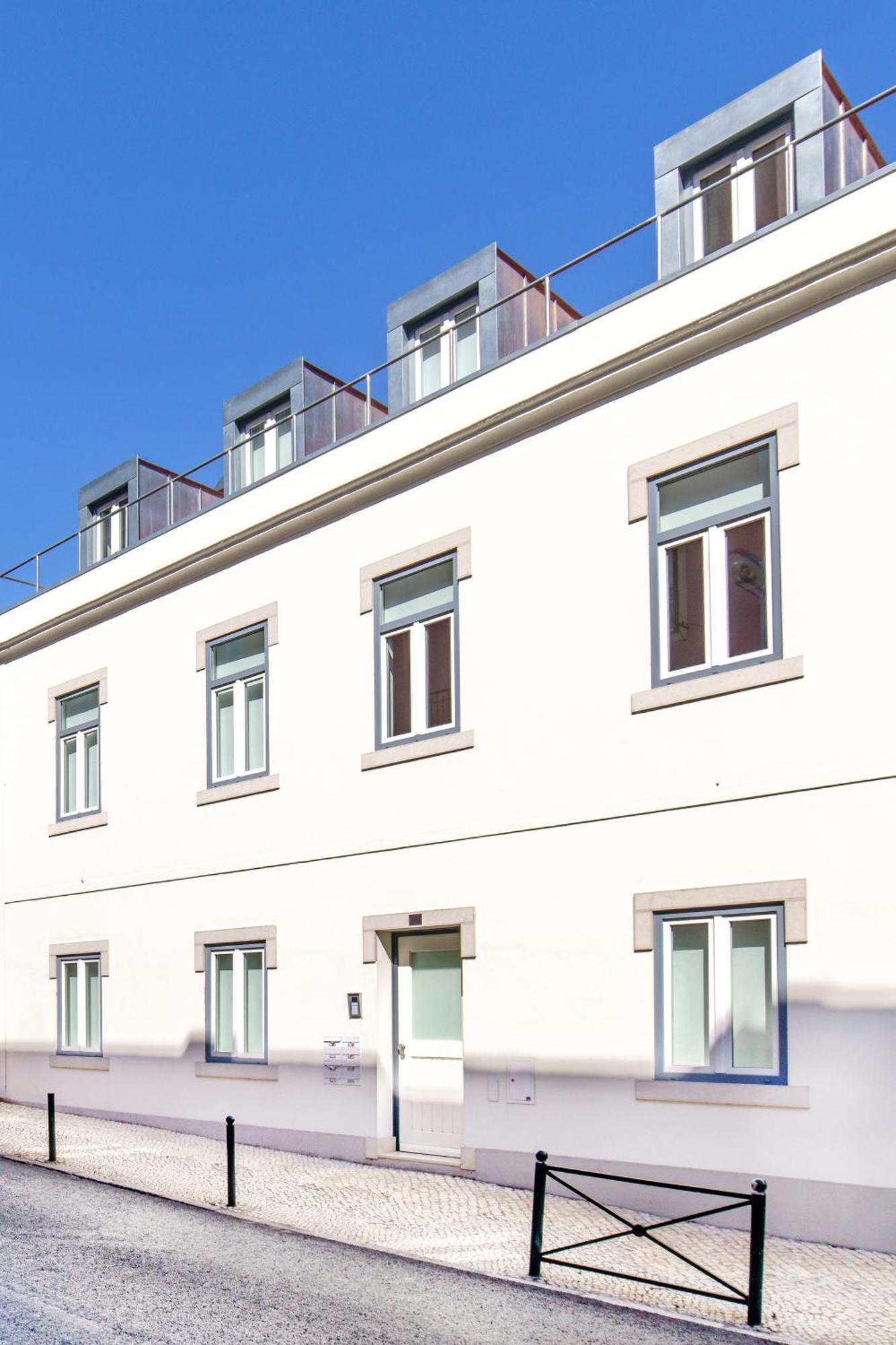Apartment Monsanto Hill House - No 571 1d