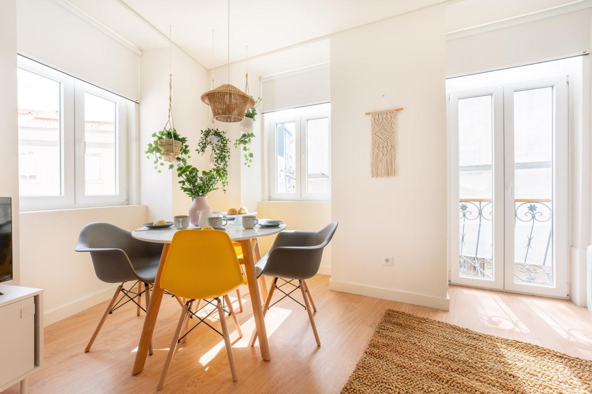 Monsanto Hill House - No 571 1d *