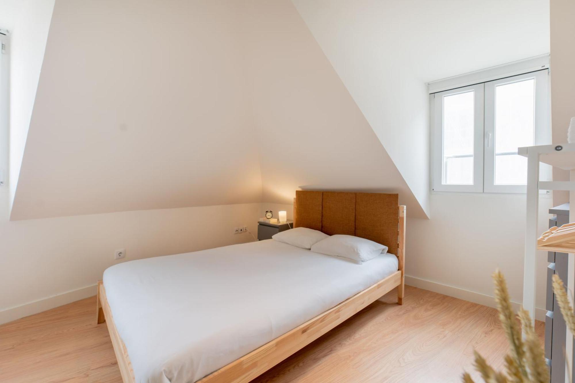 Apartment Monsanto Hill House - No 571 1d