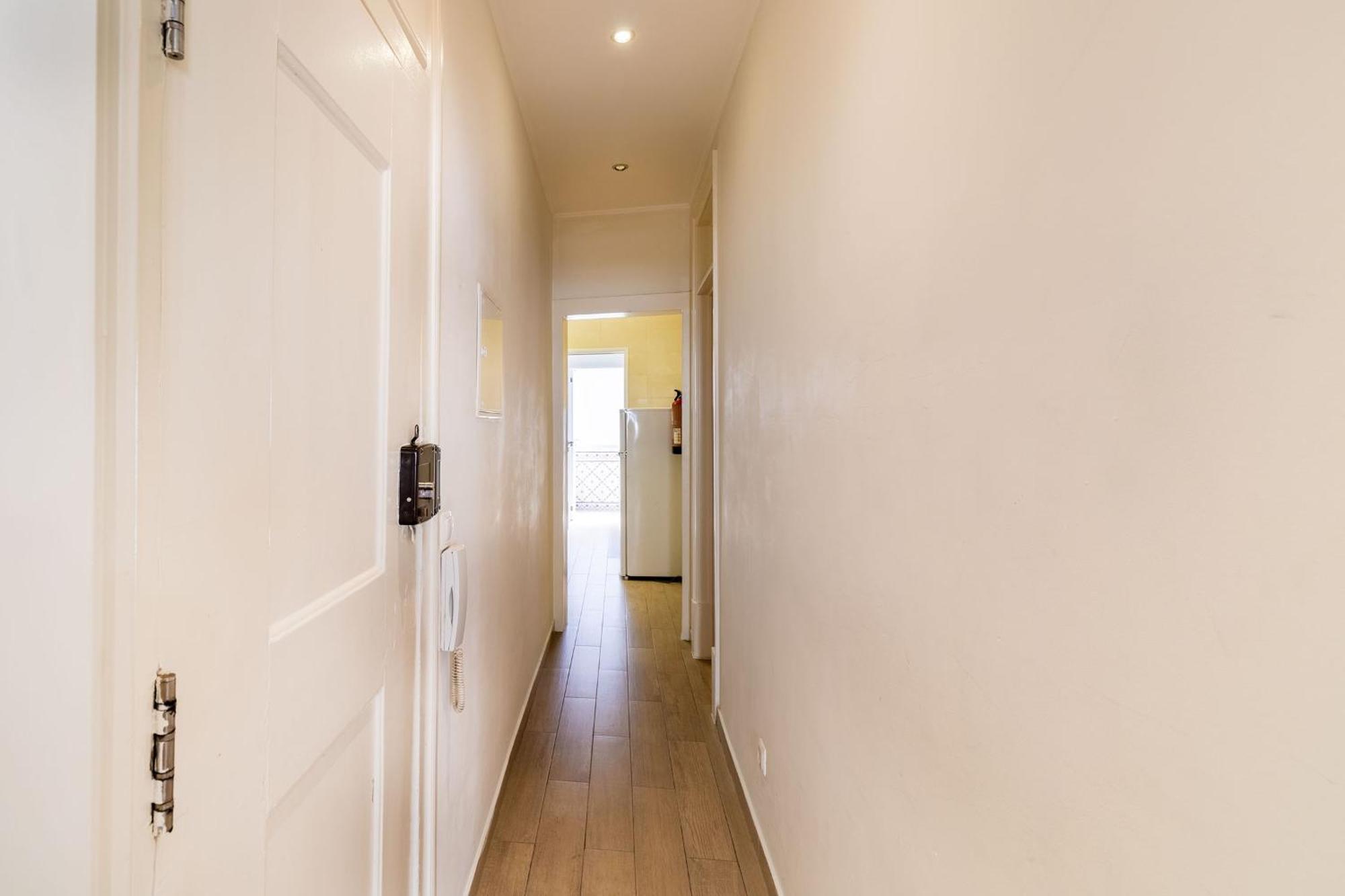 Diario De Noticias By Central Hill Apartments Apartment *