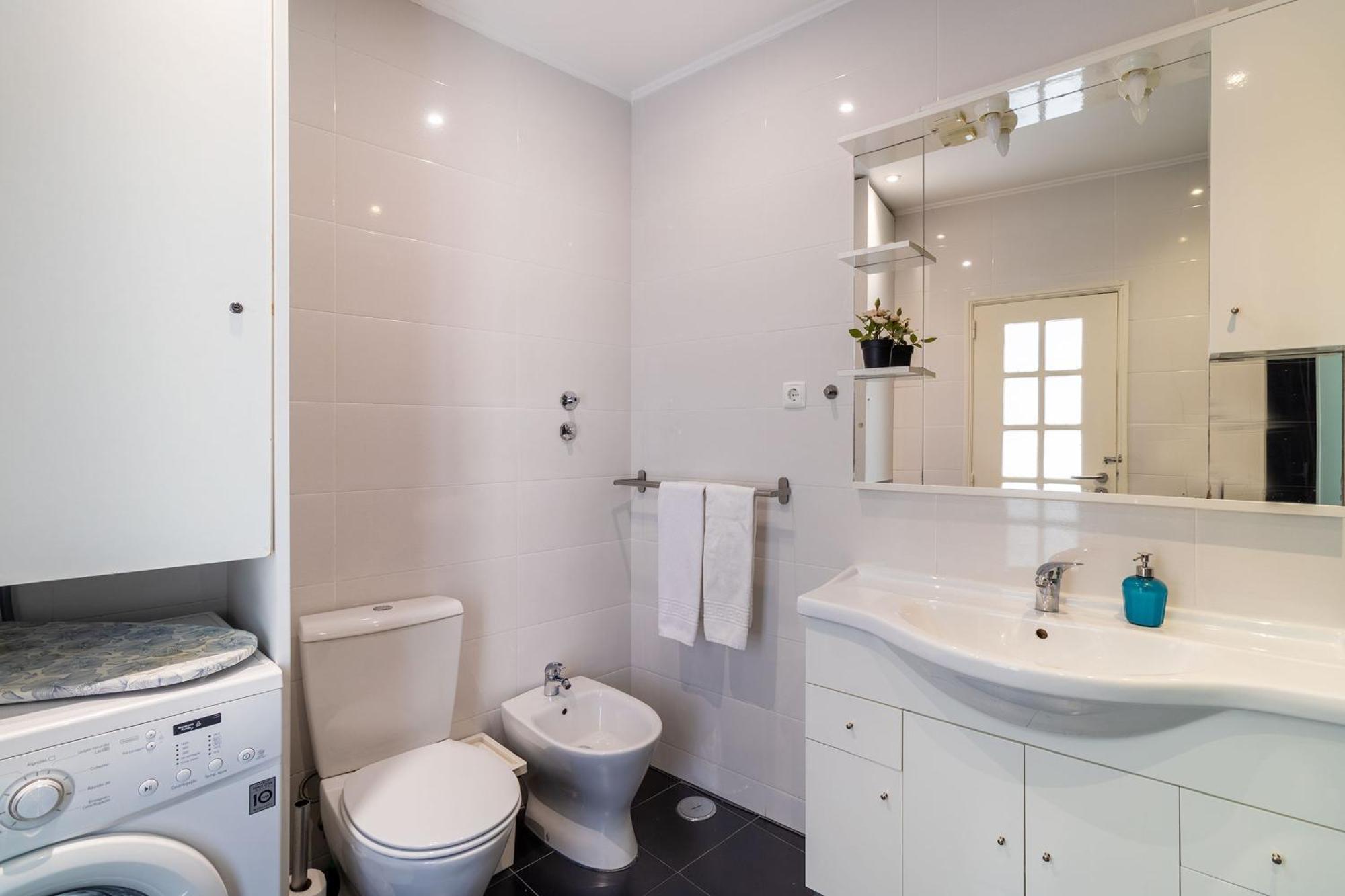 Diario De Noticias By Central Hill Apartments * Lisbon