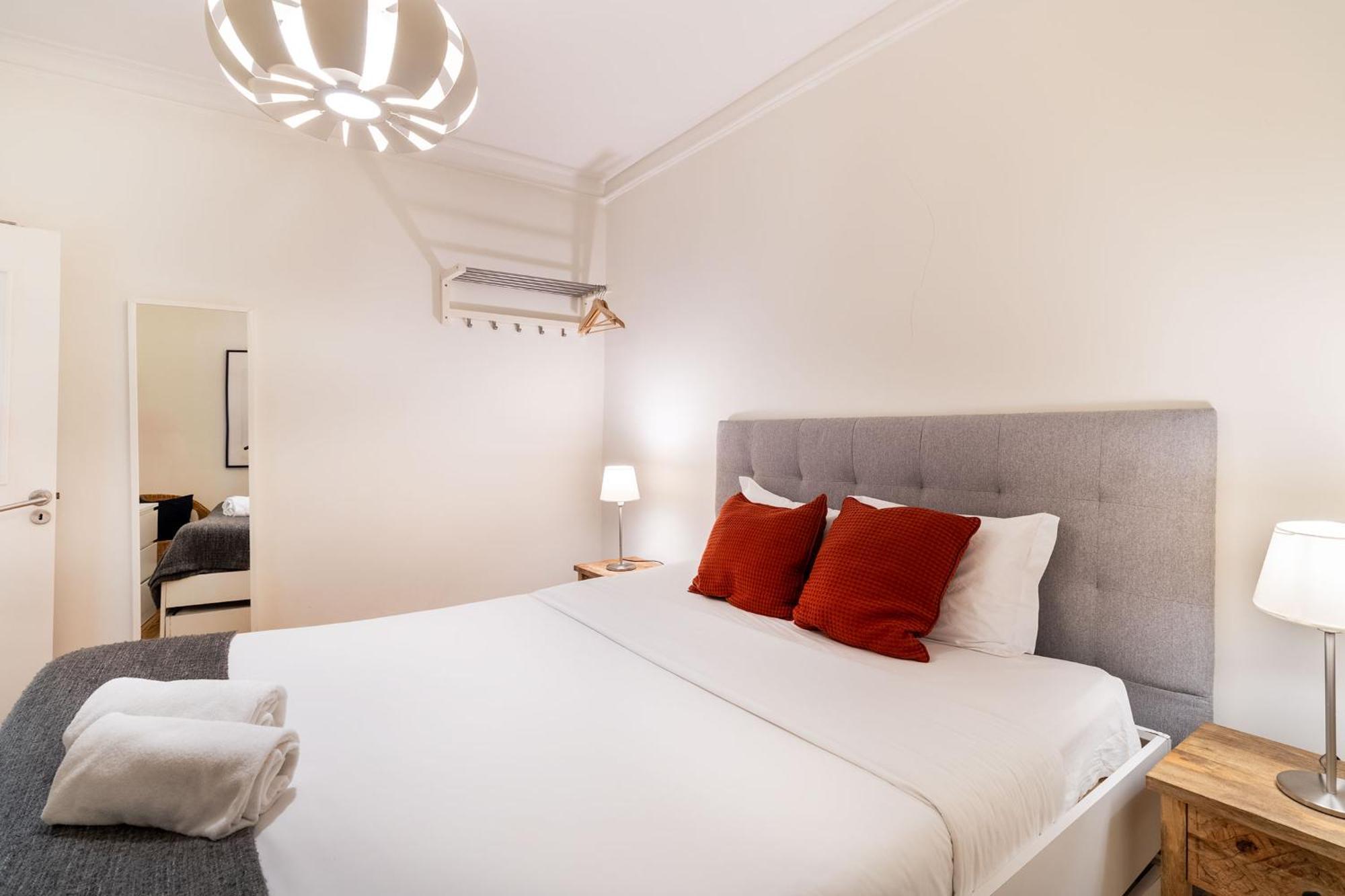 Diario De Noticias By Central Hill Apartments Apartment