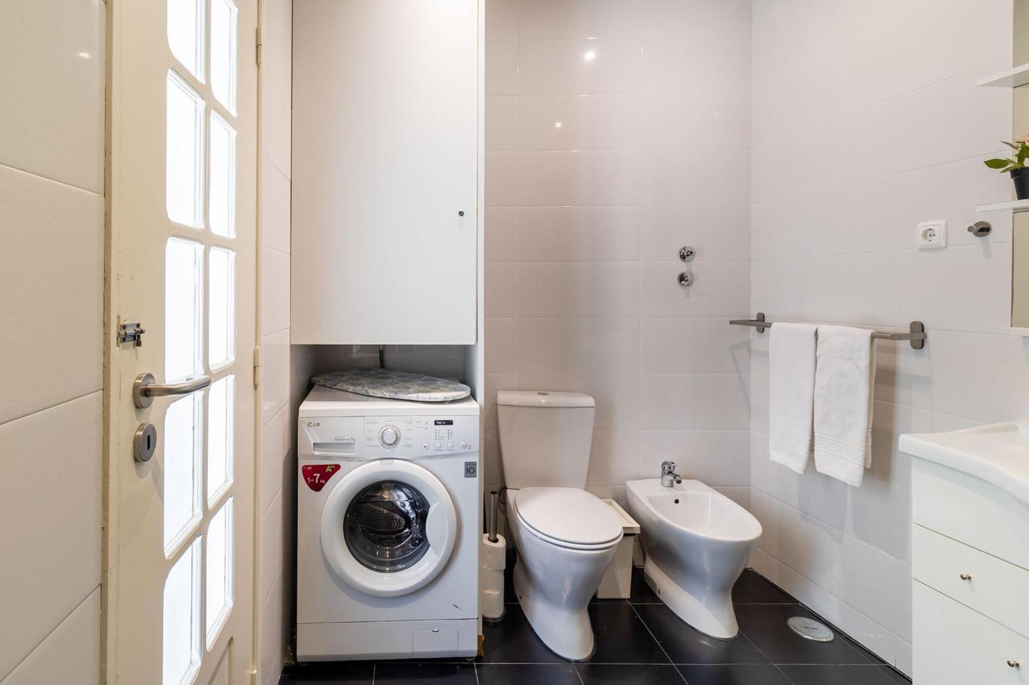 Apartment Diario De Noticias By Central Hill Apartments