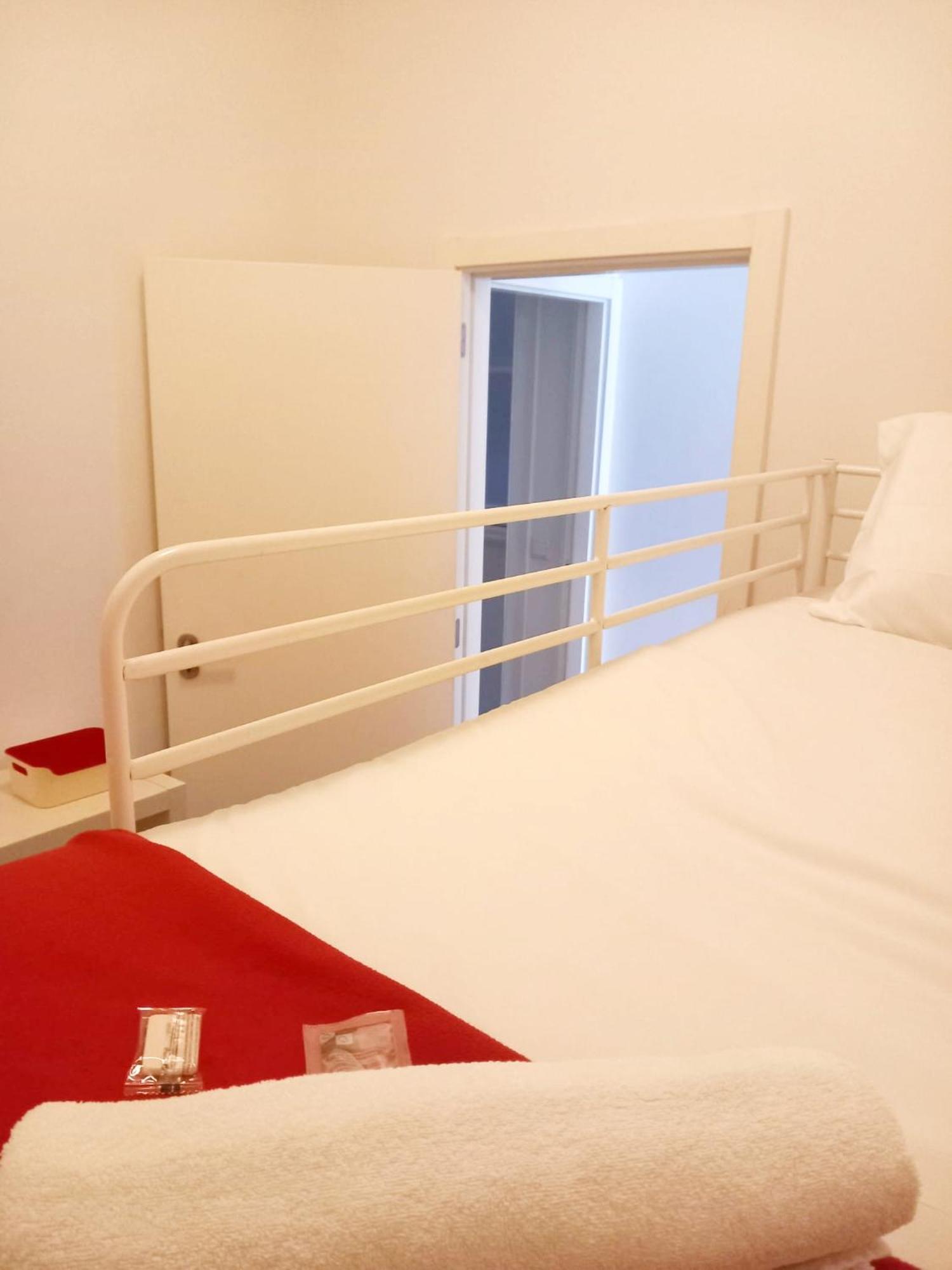 Cais Do Sodre (adults Only) Lisbon