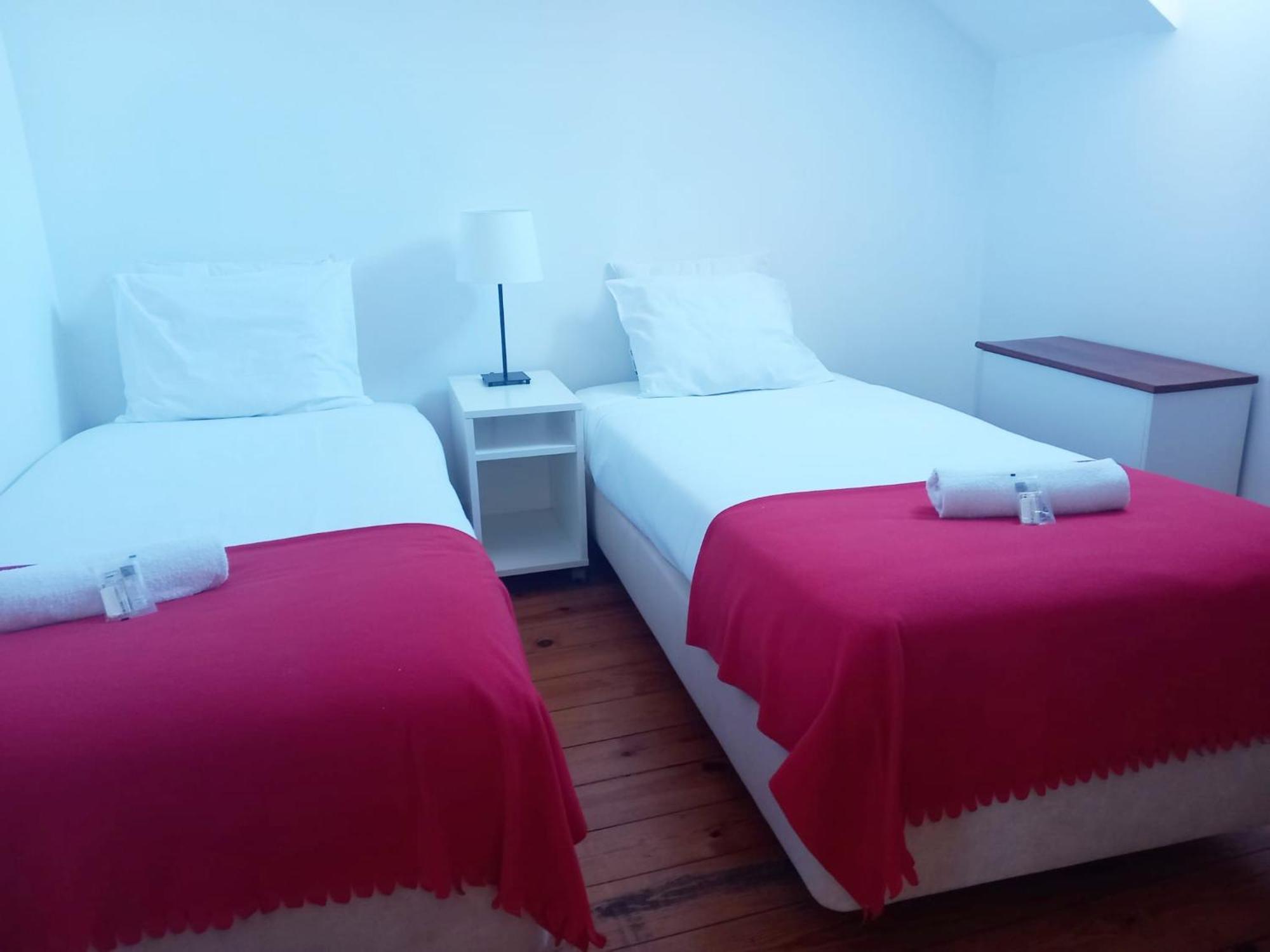 Cais Do Sodre (adults Only) * Lisbon