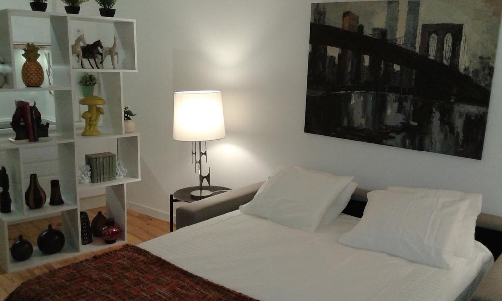 Beautiful Studio In Historic Alfama * Lisbon