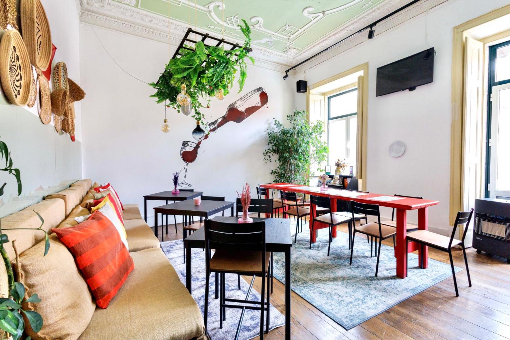 Ambiente Hostel *