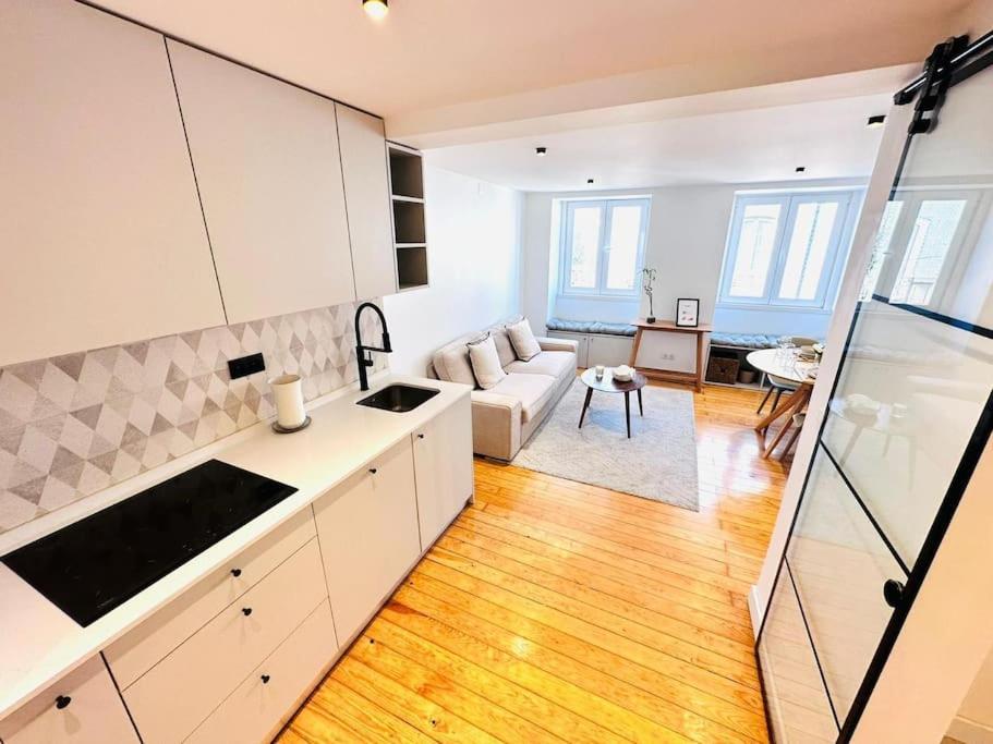Apartment Center Flat For 6 Pp Lisbon