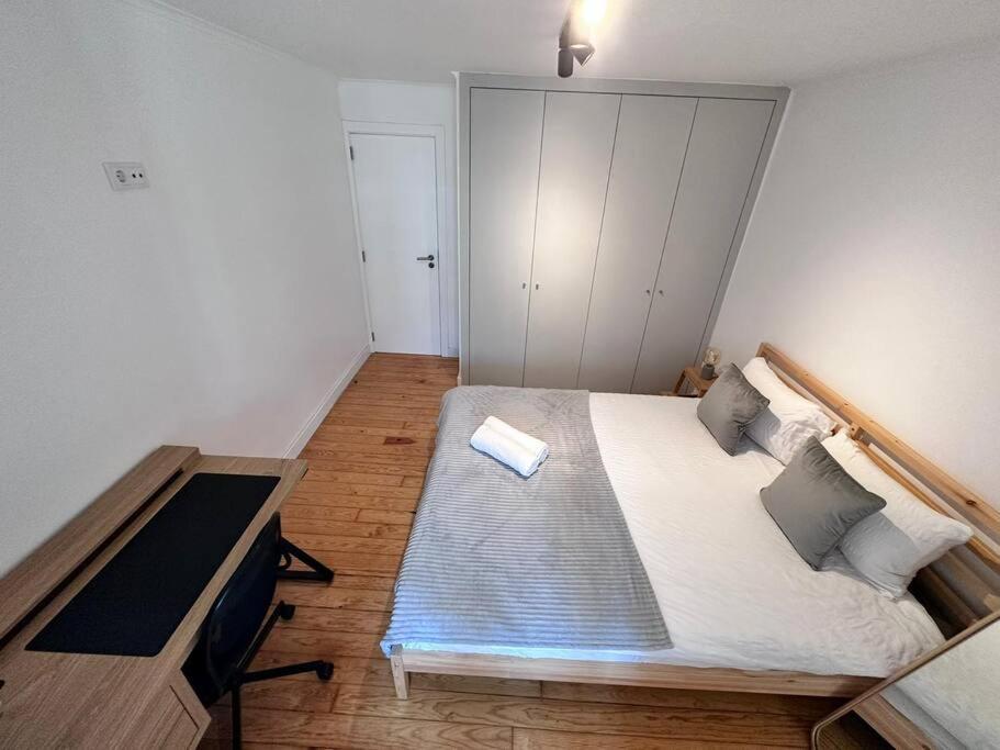 Apartment Center Flat For 6 Pp