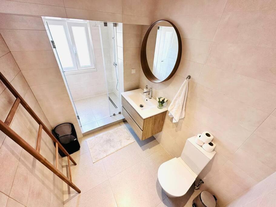 Center Flat For 6 Pp Lisbon