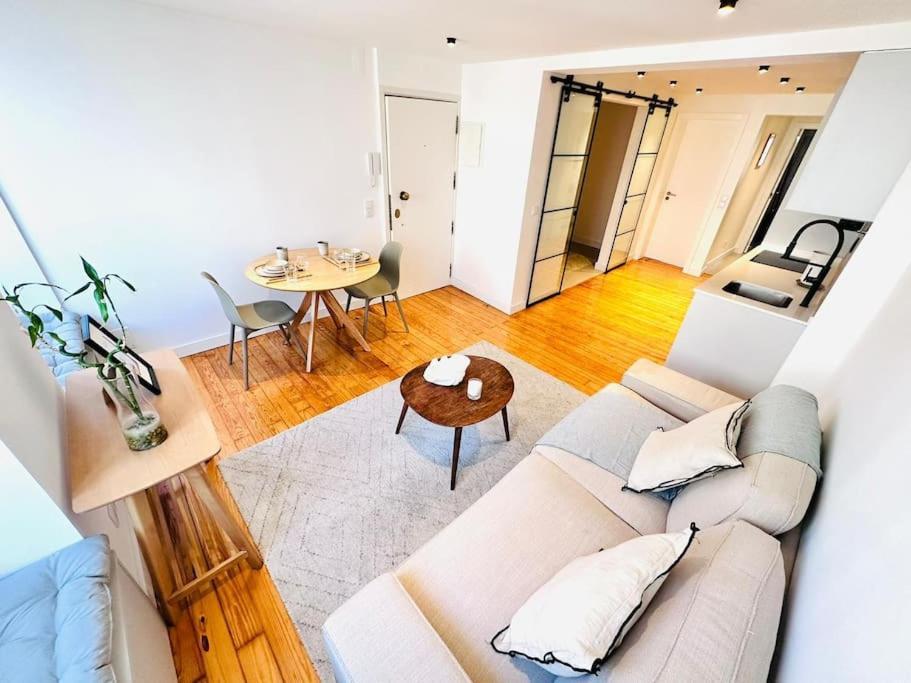 Apartment Center Flat For 6 Pp