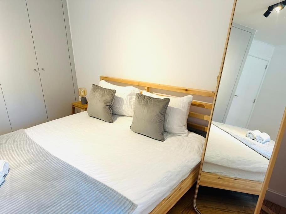 Apartment Center Flat For 6 Pp *