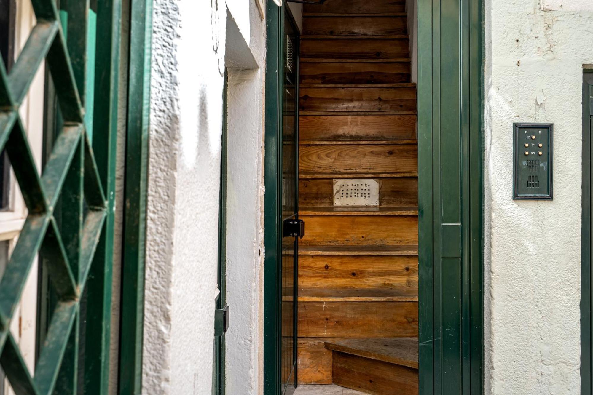 Apartment In The Heart Of Alfama! Super Central! *