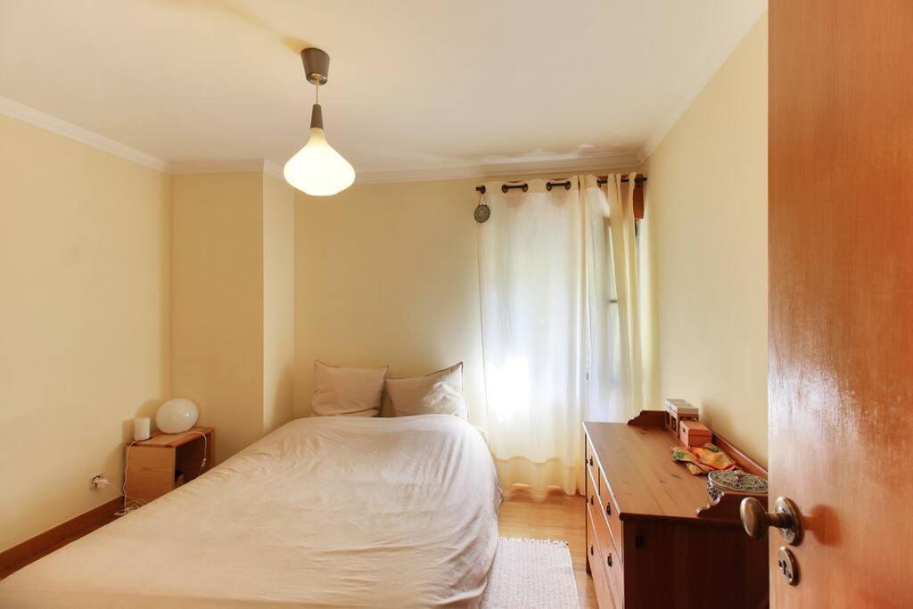 Charming Ideally Located In Apartment Lisbon