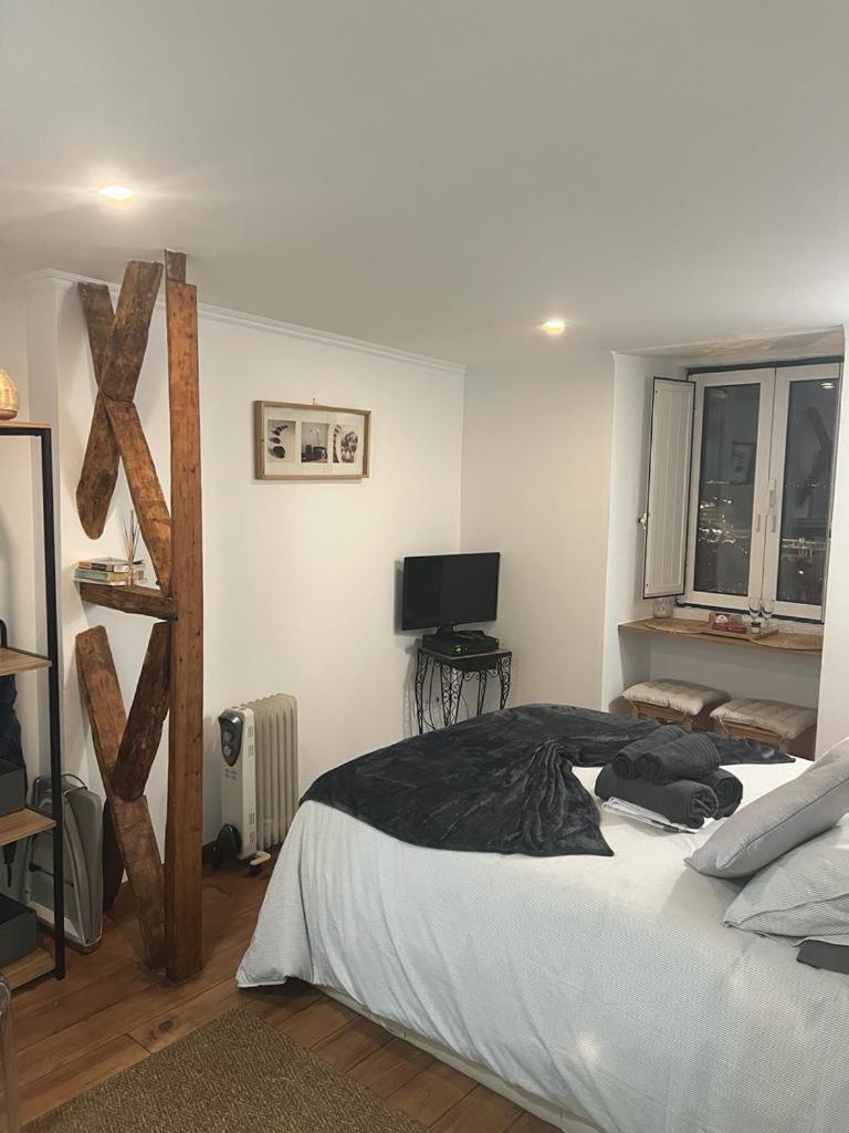 Alfama Authentic Apartment Lisbon