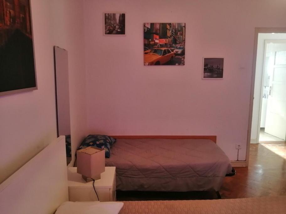 The Tram 18 Space Homestay Lisbon