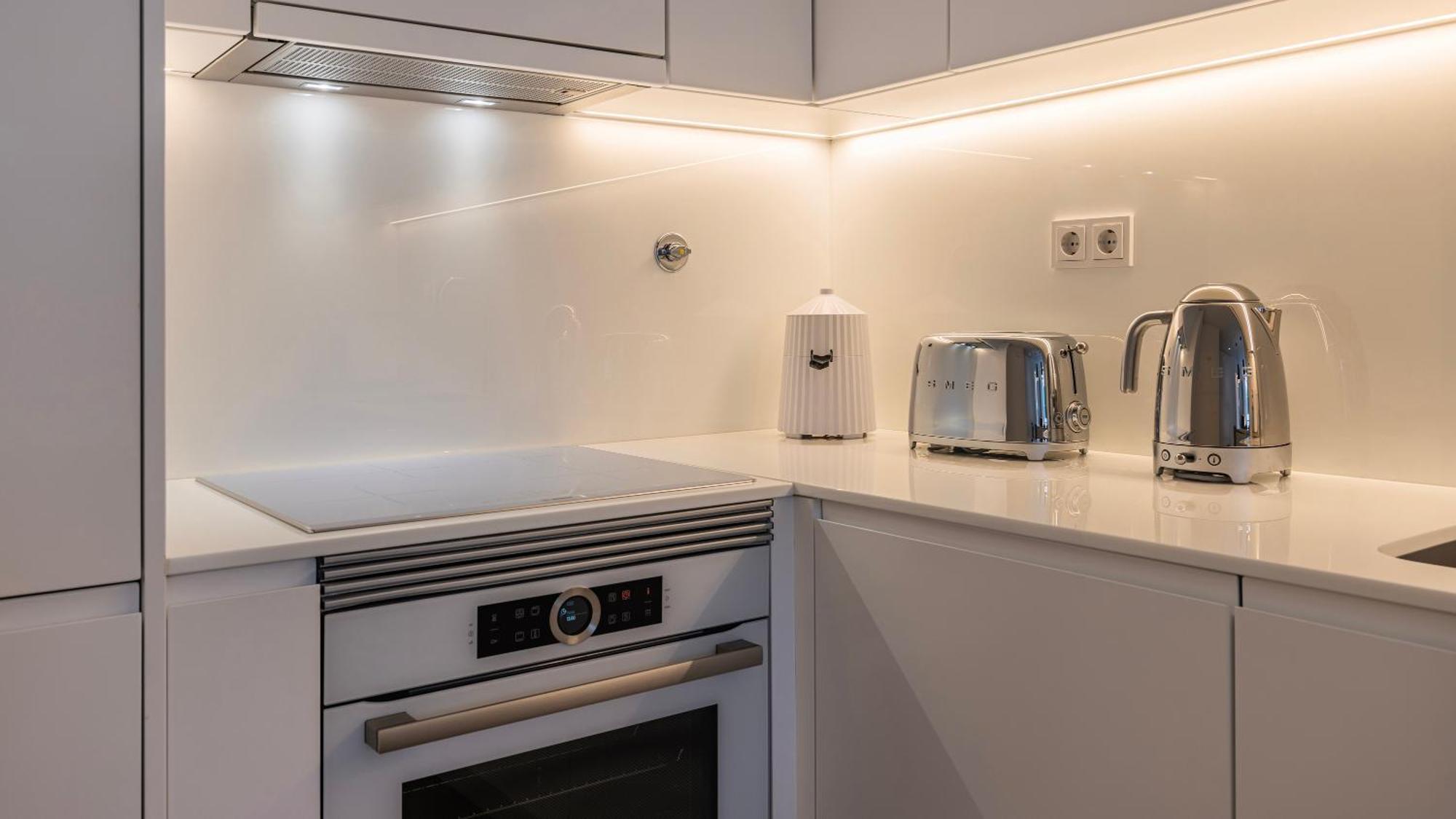 Deluxe 1 Bdr W/ Pool View By Lovelystay Apartment Lisbon