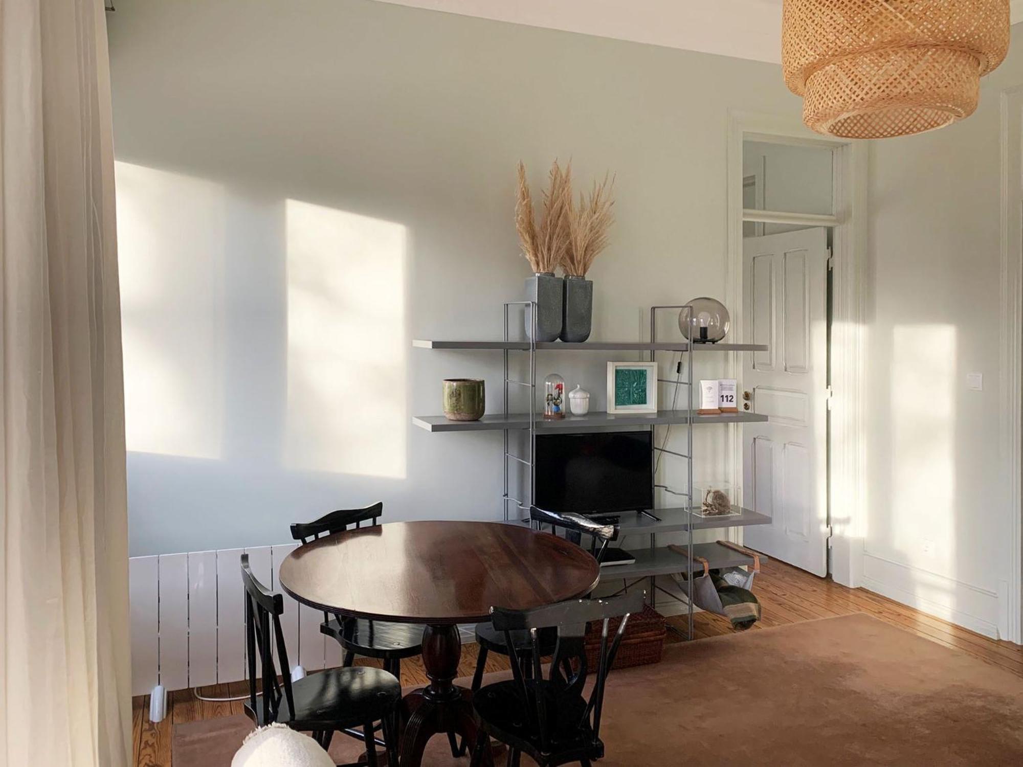 Evergreen Apartment *