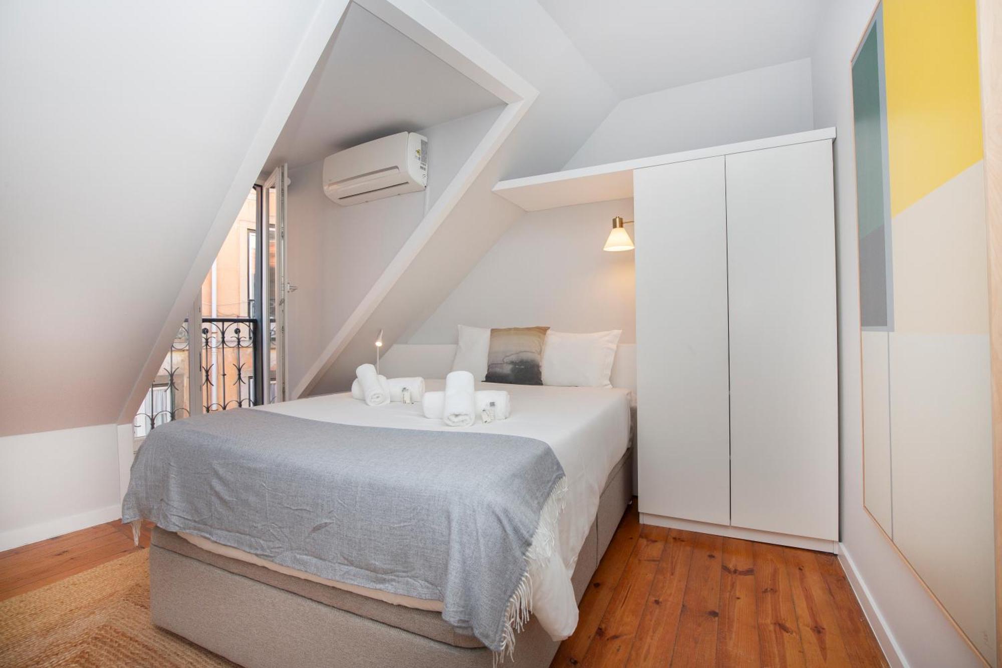 Live Like A Local @ Casa Da Esquina - Wifi & A/c Apartment *
