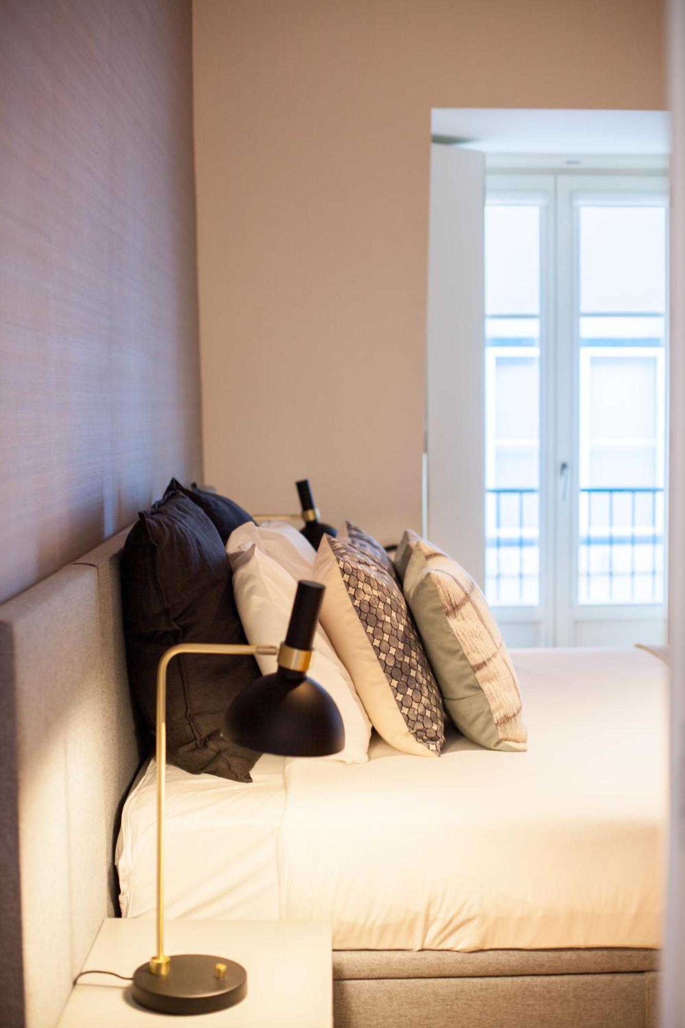 Flh Chiado Stylish Flat Apartment Lisbon