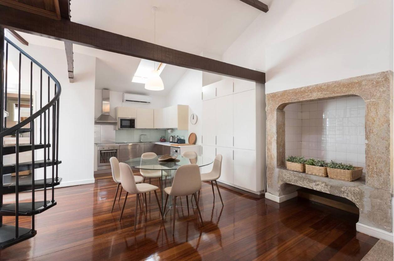 Pedrasnegras30 Lofts & Lisbon