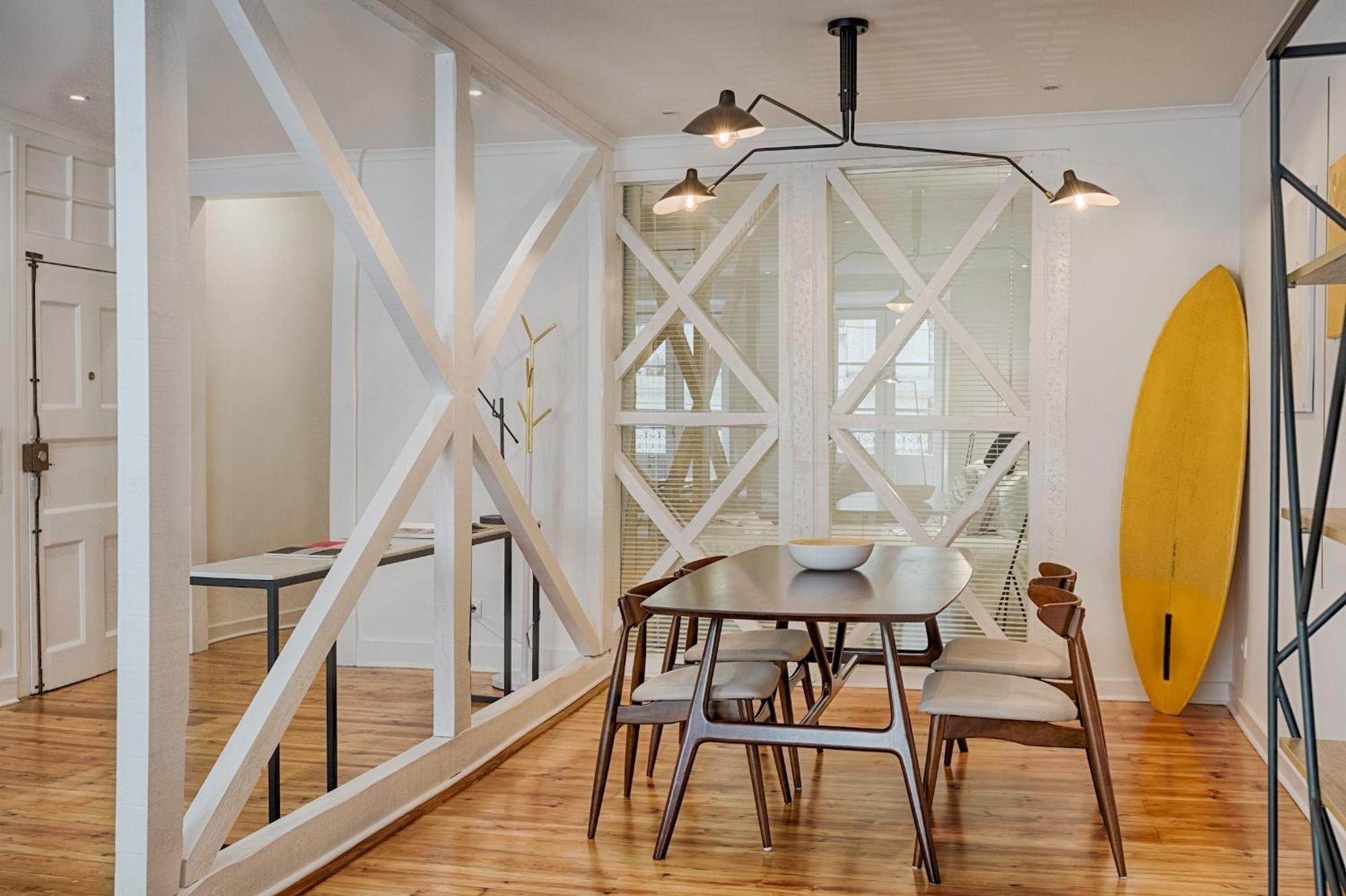 Apartamento Architectural Gem In Bica *