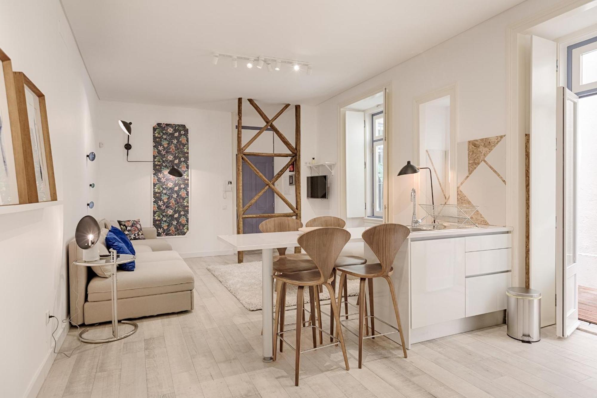 Apartment Romantic Gem In Alfama Lisbon