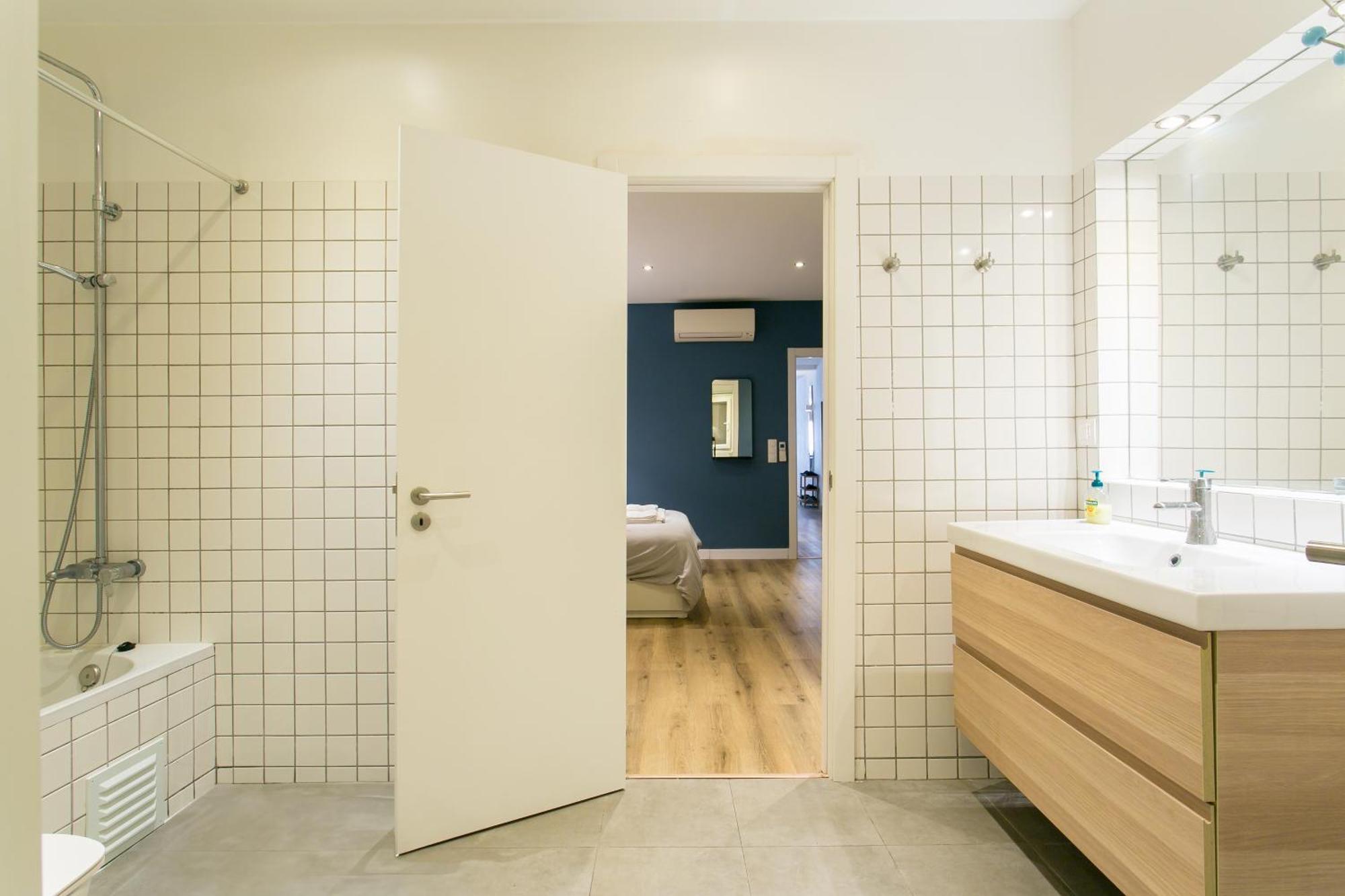 Cozy In Amazing Location! Lisbon