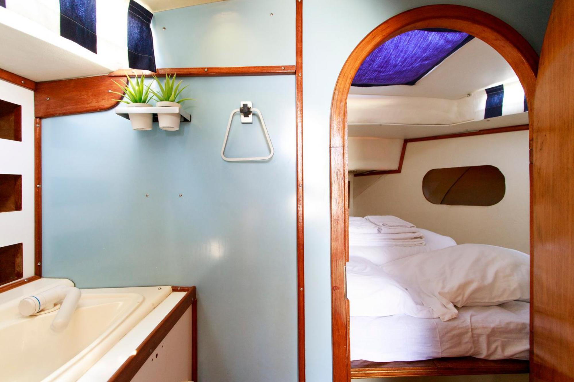 Botel Evamia Boat Lisbon