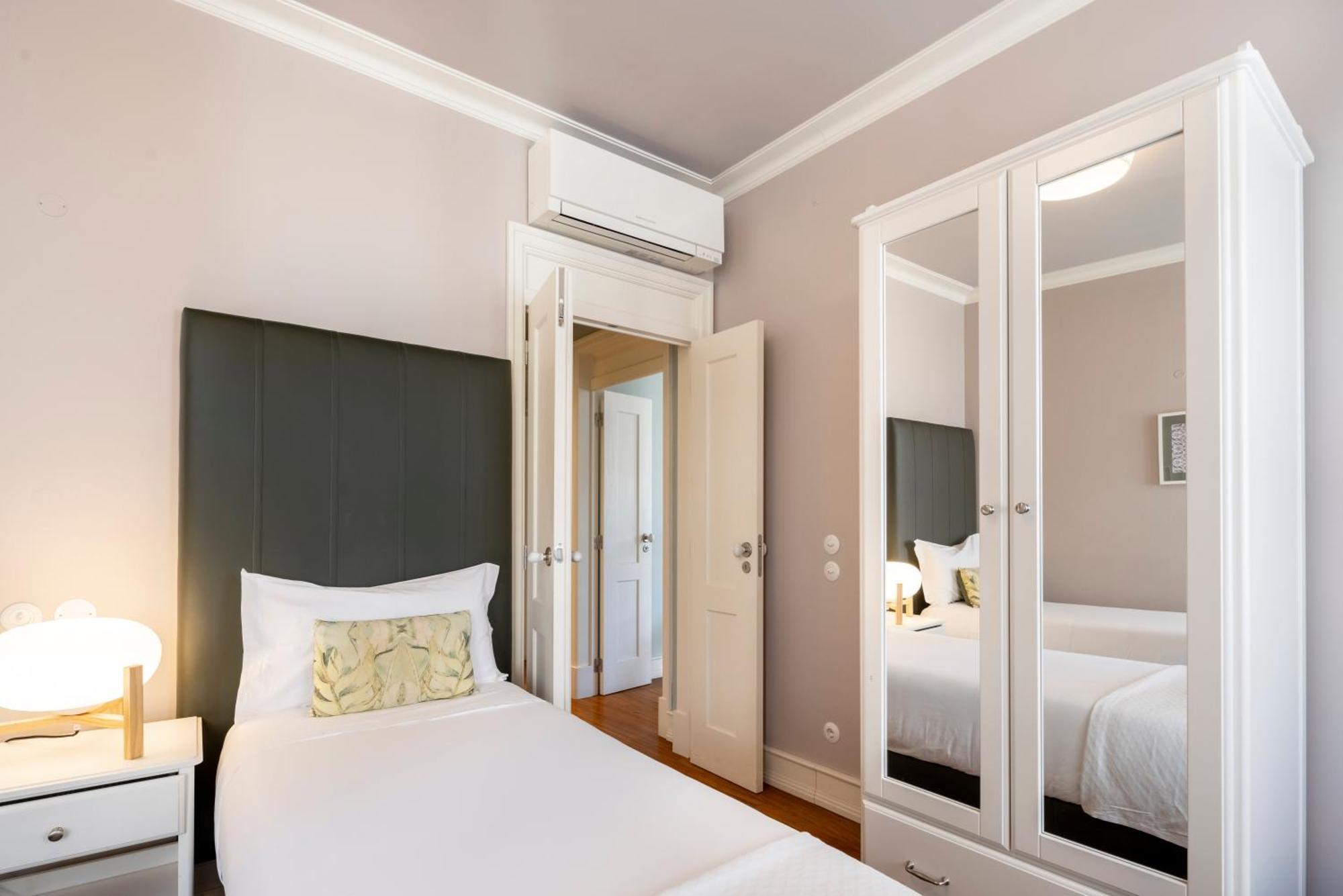 Chiado Camoes | Apartment *