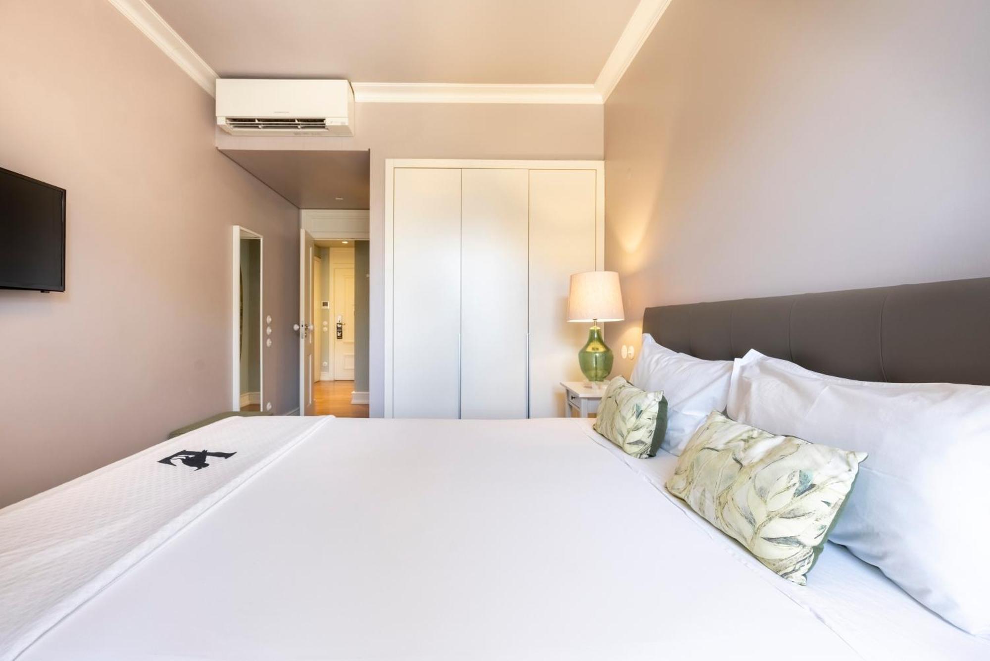 Chiado Camoes | Apartment *