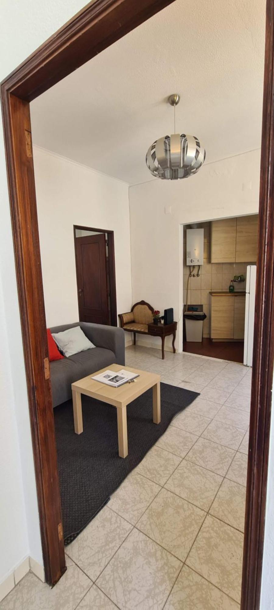 Apartment 2 Bedroom For 4 People With Free Public Parking *