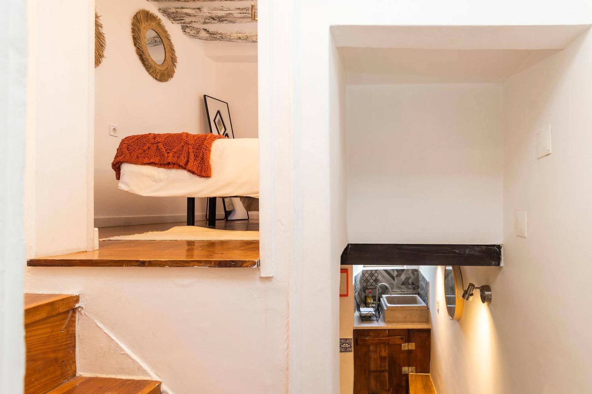 Apartment Delightful & Quirky With River Views *