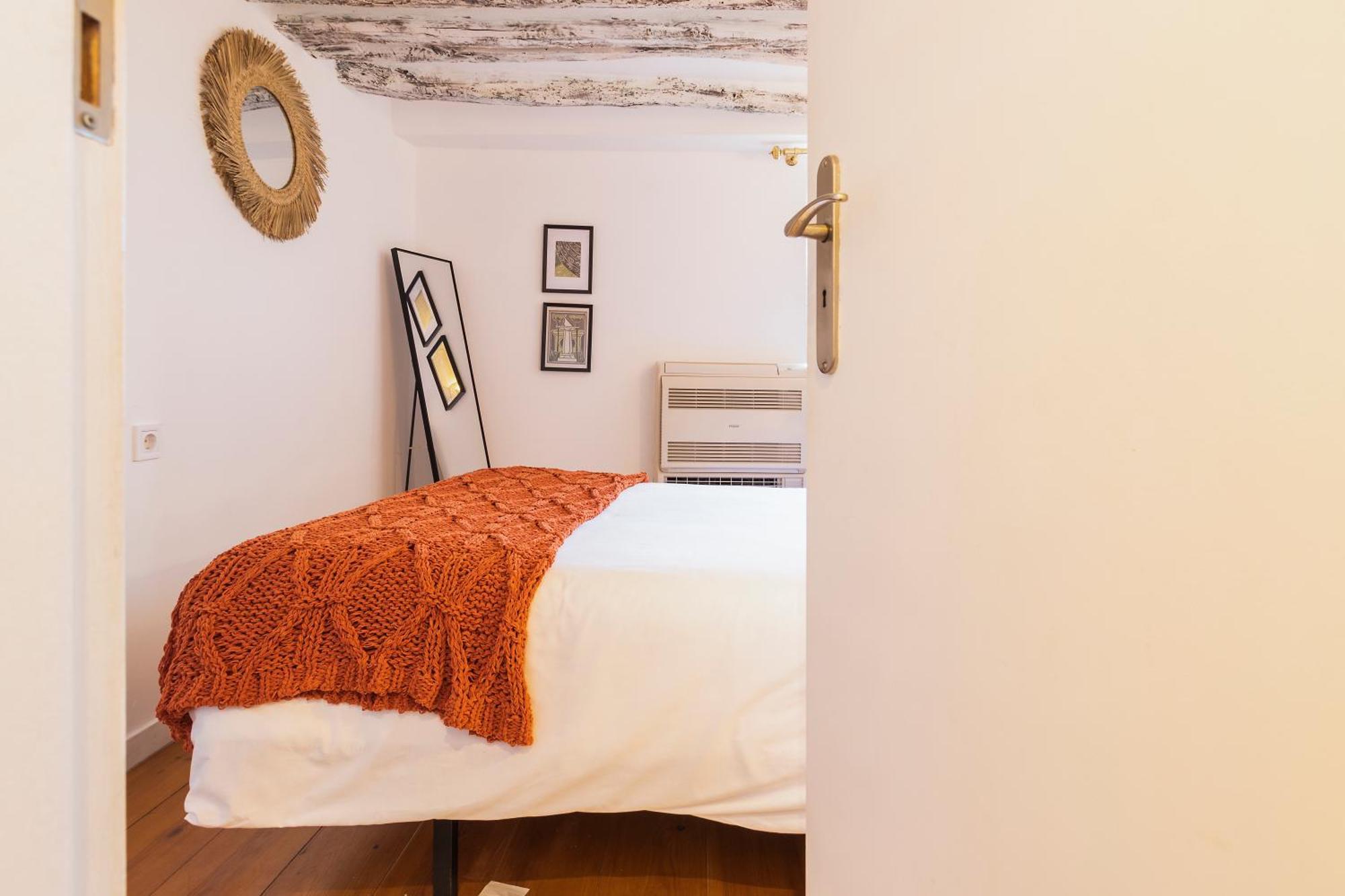 Apartment Delightful & Quirky With River Views