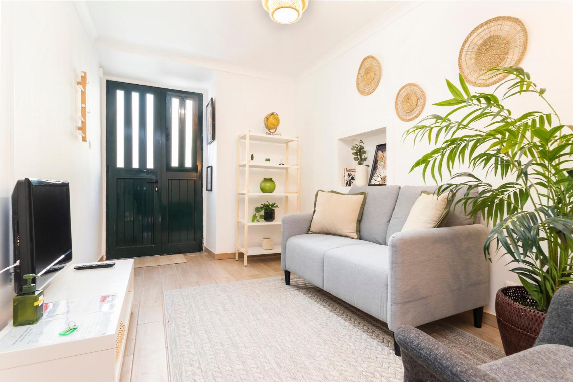 Apartment Delightful & Quirky With River Views Lisbon