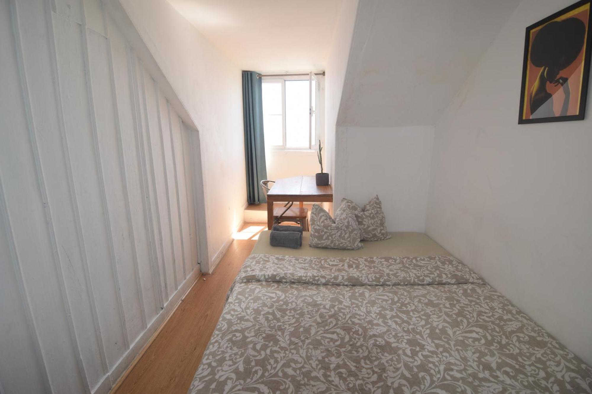Homestay Santos In With River View Lisbon