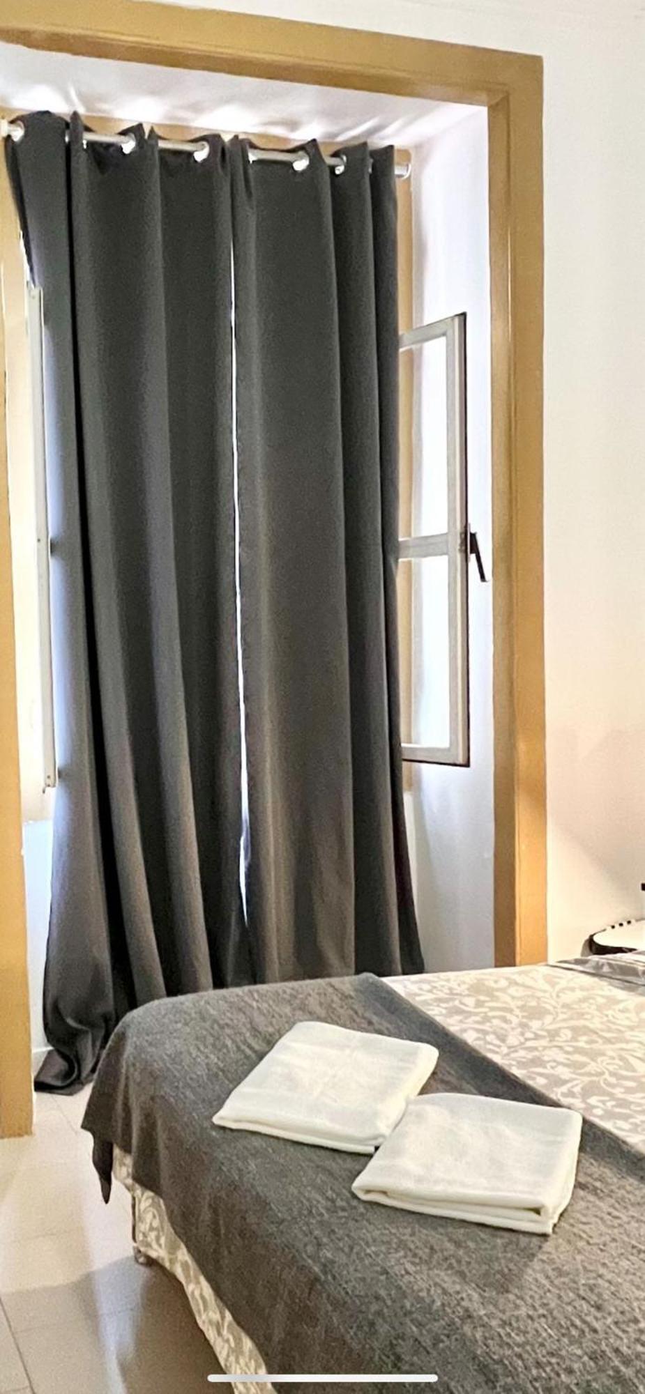 Frank's House & Happy Belem Guest house Lisbon