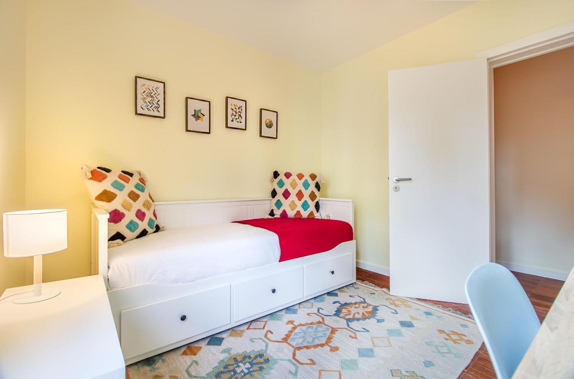 347 Acácias Flat * Lisbon