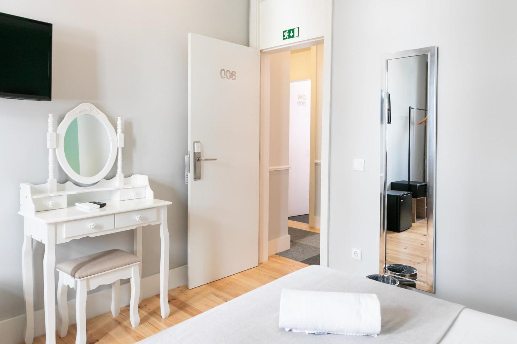85 & By Ridan Hotel