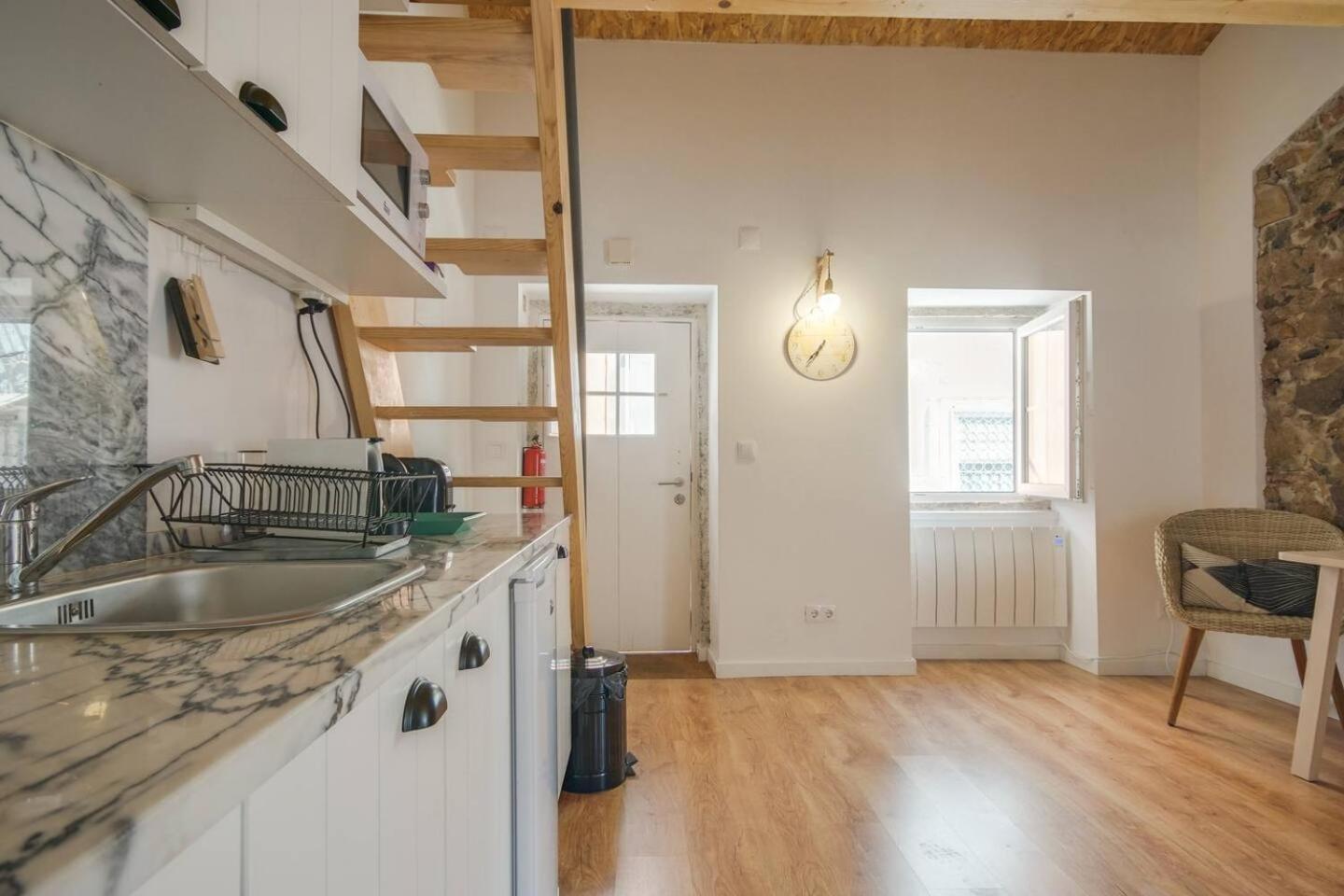 Classic Homes: Bright & In Belem * Lisbon