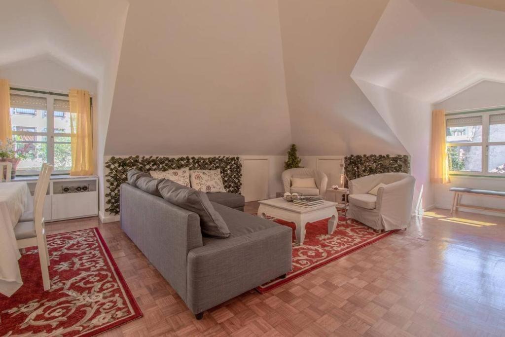 Apartment My Fair - Bairro Alto Fine Lisbon