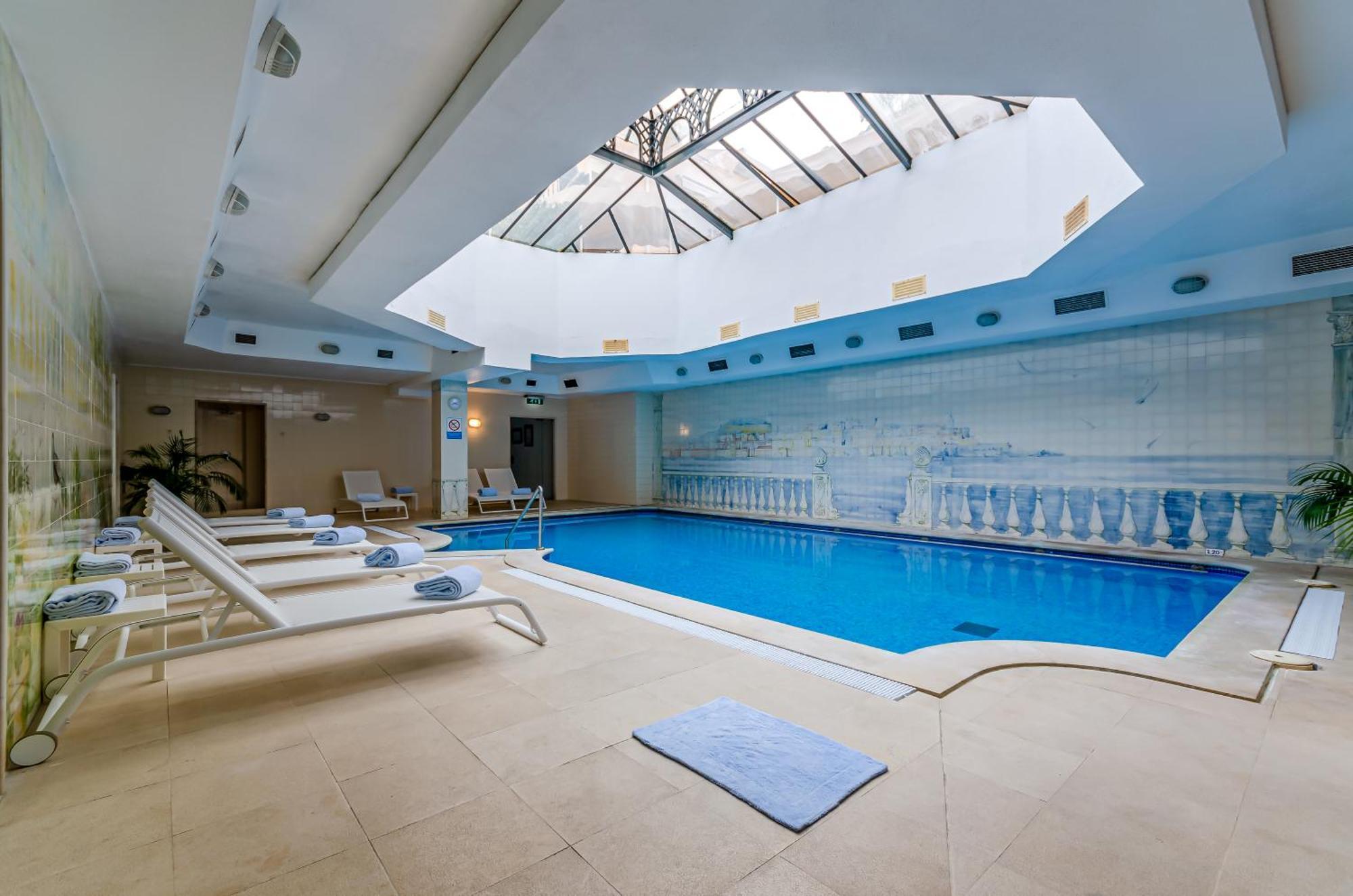 Hotel Olissippo Lapa Palace - The Leading Of The World 5*