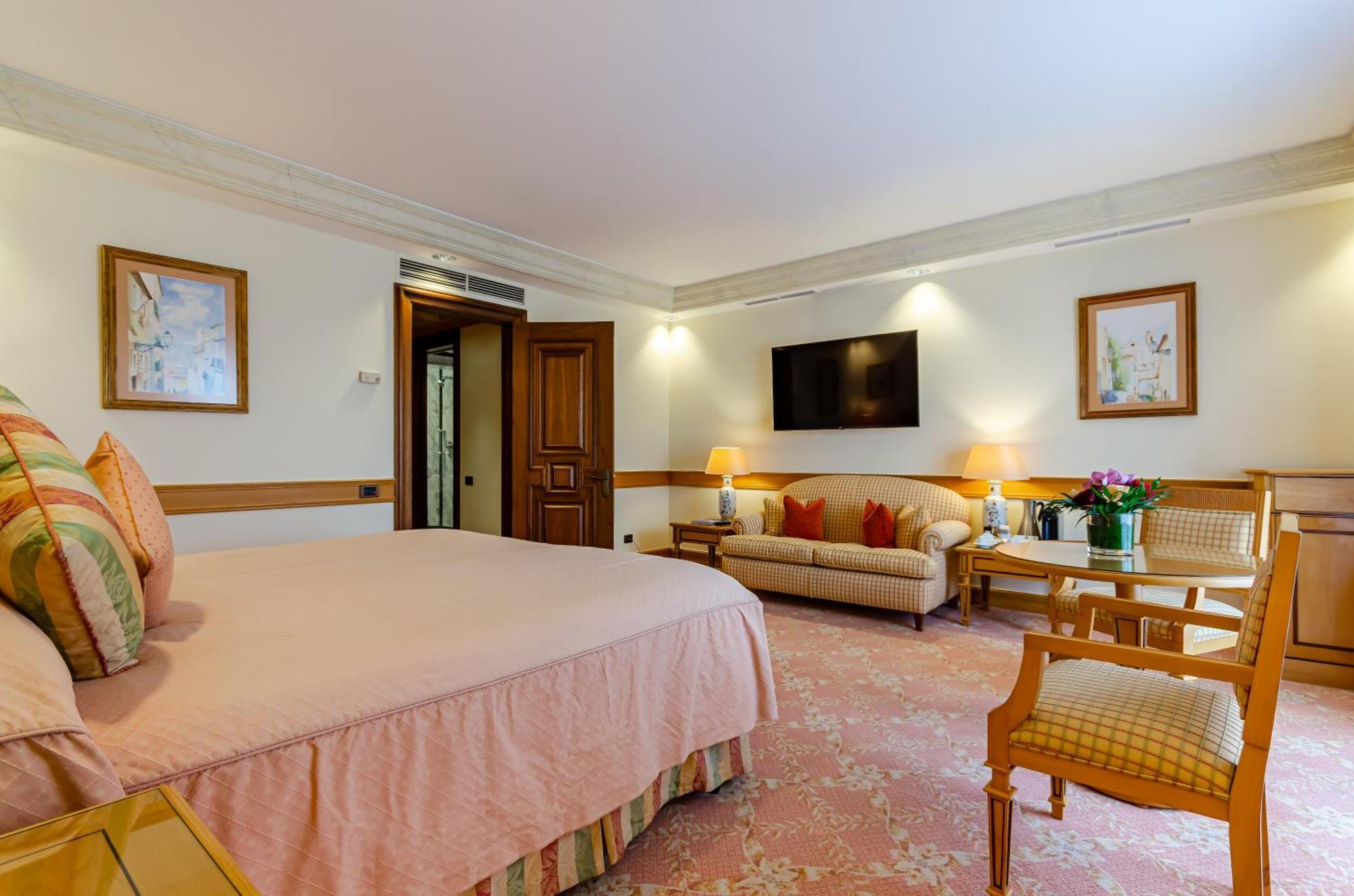 Olissippo Lapa Palace - The Leading Of The World Hotel 5*