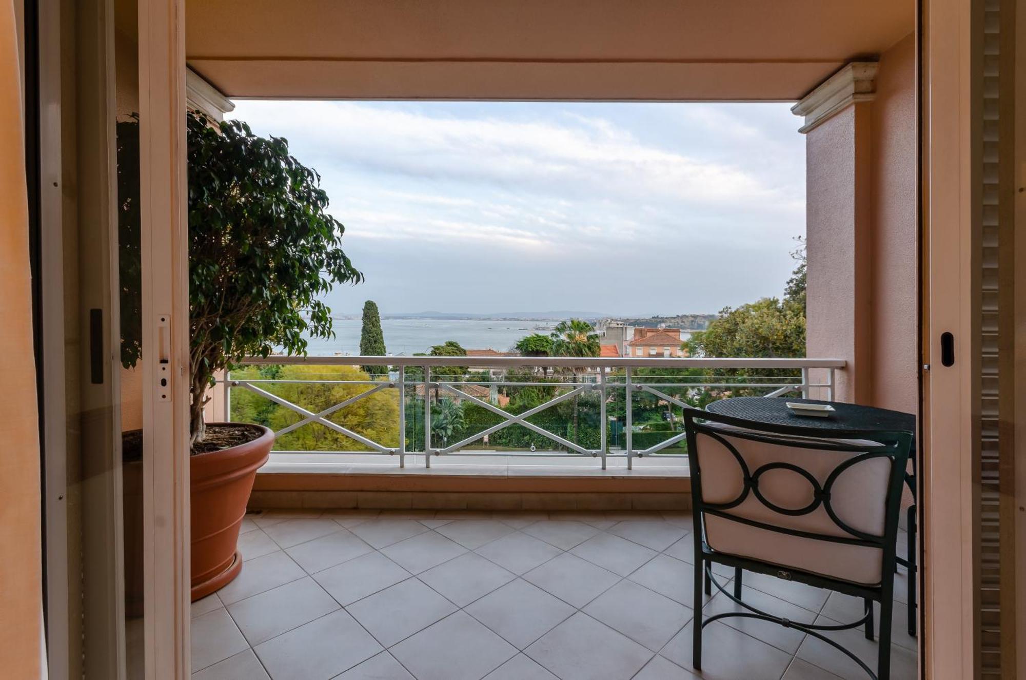 Olissippo Lapa Palace - The Leading Of The World