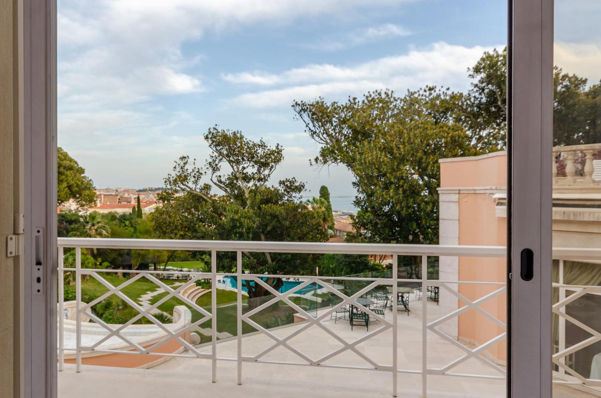 Olissippo Lapa Palace - The Leading Of The World