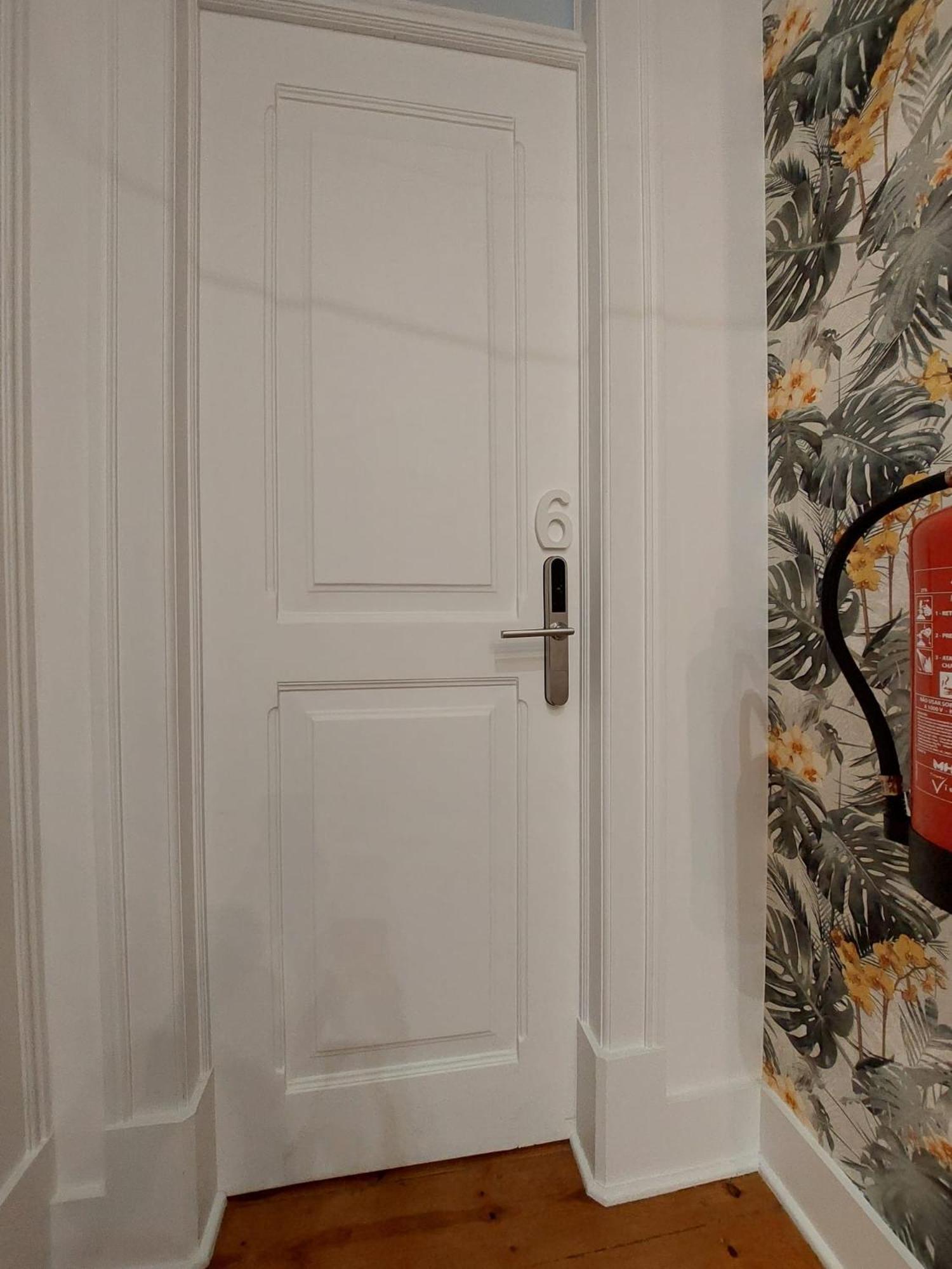 Homestay Estrela Charming 2 By Host-point Lisbon